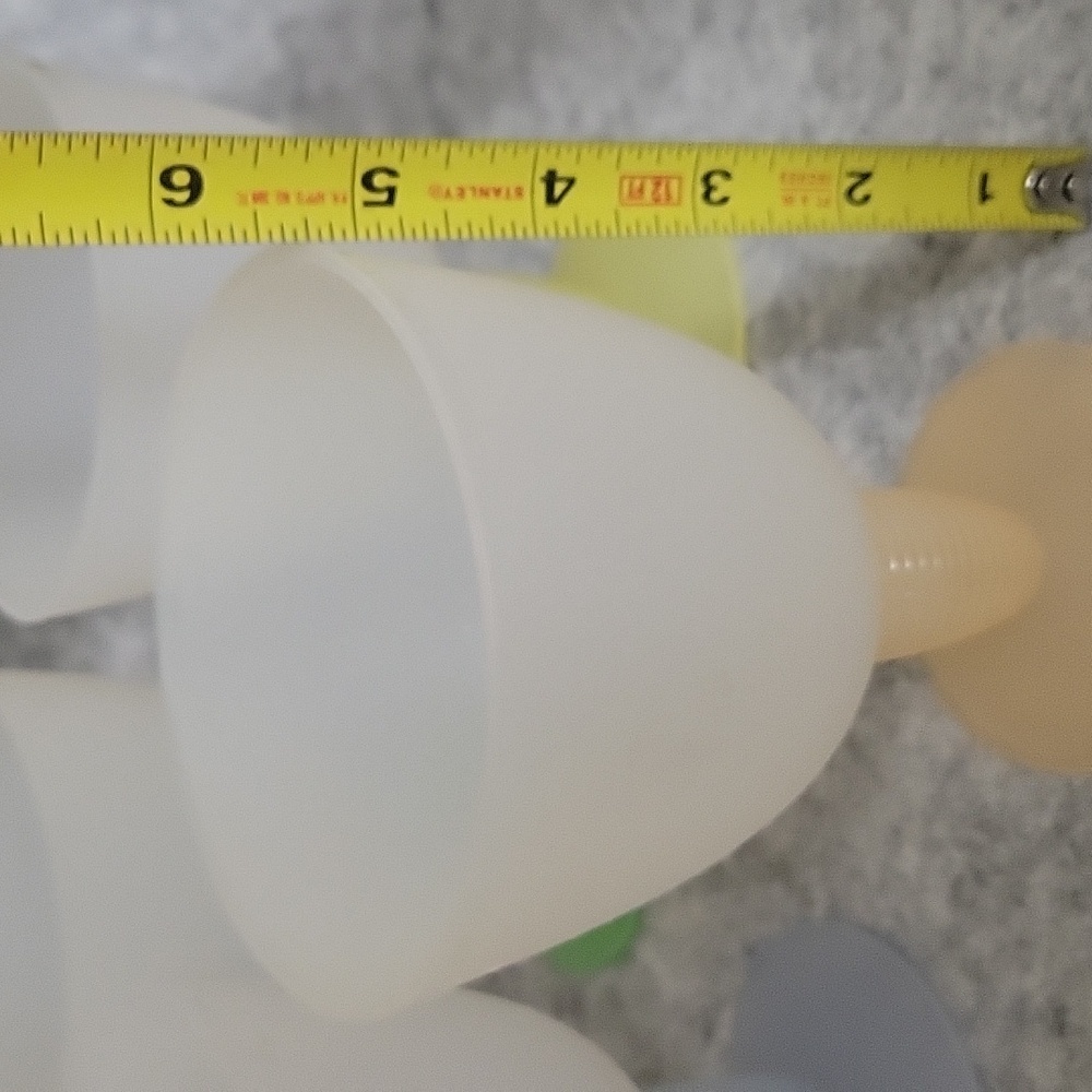 Tupperware Impressions Goblets Set of 4 EUC - Picture 4 of 6